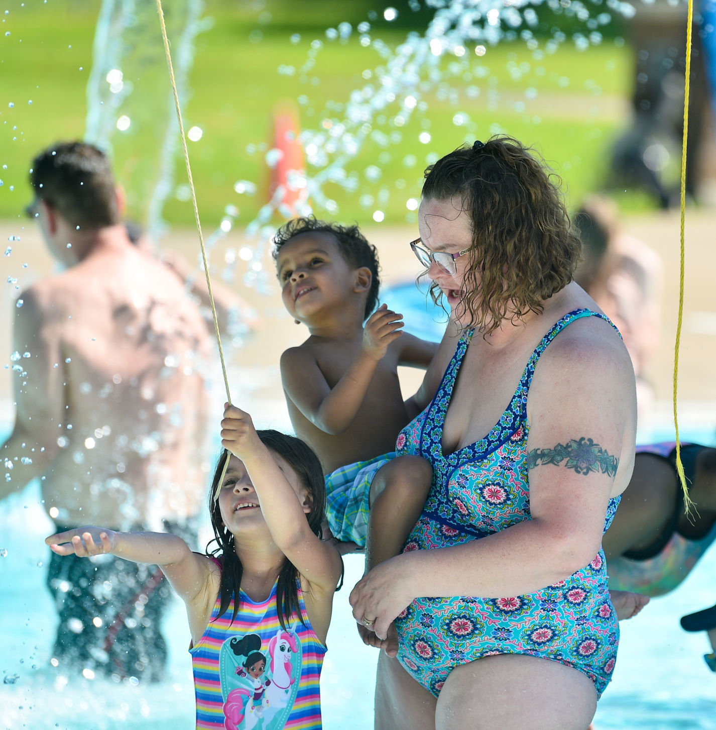 060619-mda-nws-poolopen-055a.jpg